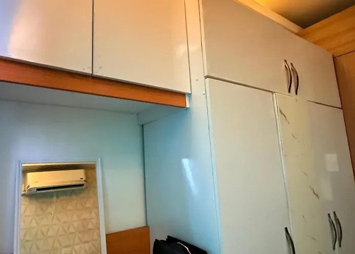 Urbancalm Aparthotel